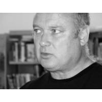 Louis De Bernieres